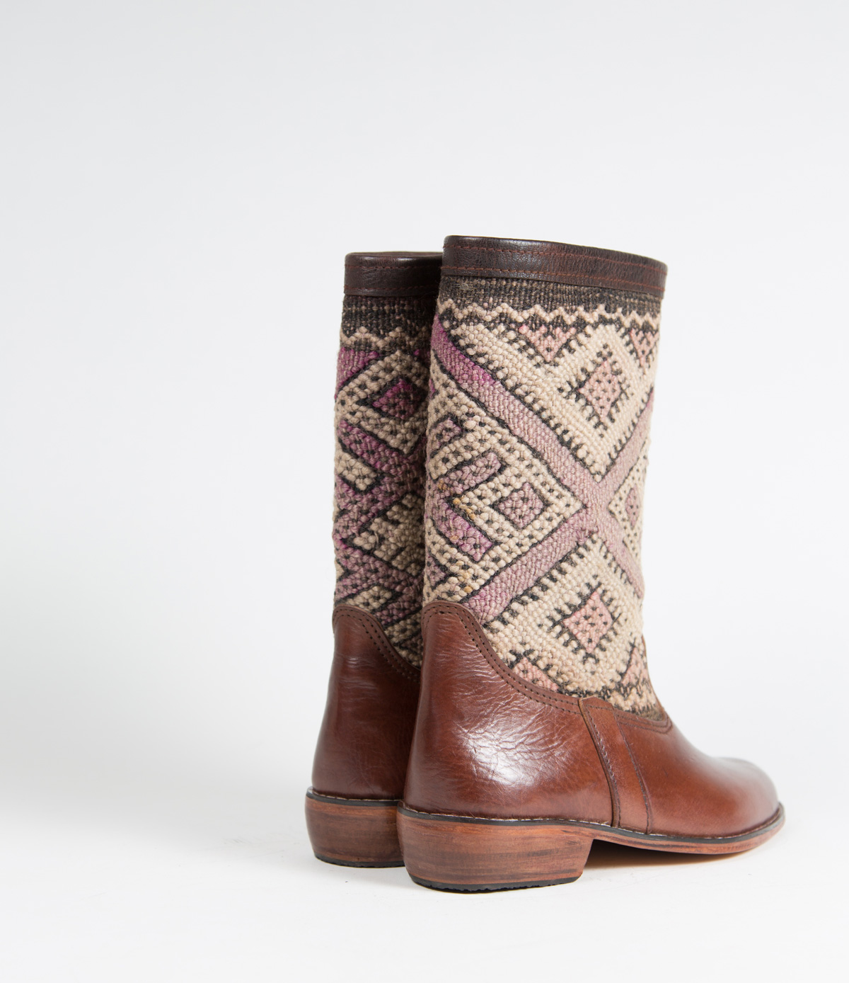 Bottes Kilim cuir mababouche artisanales (Réf. LA3-38)