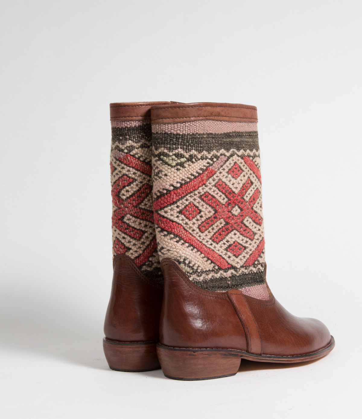 Bottes Kilim cuir mababouche artisanales (Réf. LA6-41)