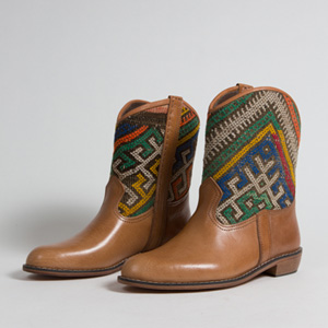 Voir en détail les Bottines kilim