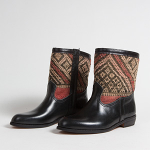 Voir en détail les Bottines kilim